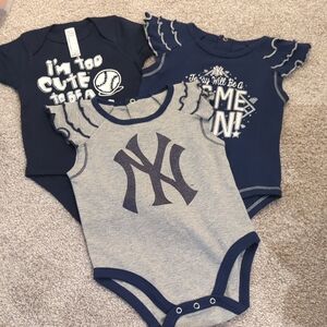 Baby Bodysuit Set - Navy and Gray